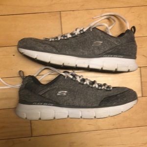 Skechers Elite Women’s size 9
